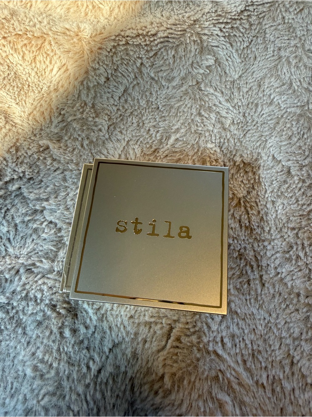 Stila Metallic Gold Square Compact